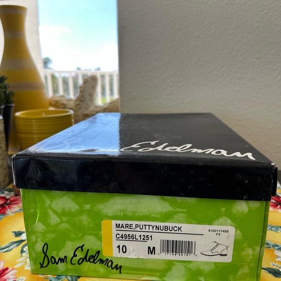 Sam Edelman mare putty, new buck, lace-up booty size 10 - Picture 6 of 8